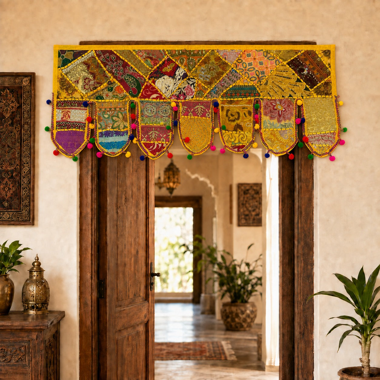 Cenefa India Jaisalmer Dorada con Pompones
