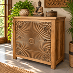 Aparador Oriental de Madera Tallada con Diseño de Sol Radiante - MD - BOUTIQUEDELAINDIA
