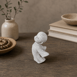 Figura Decorativa Monje Ananda Serenidad - BOUTIQUEDELAINDIA