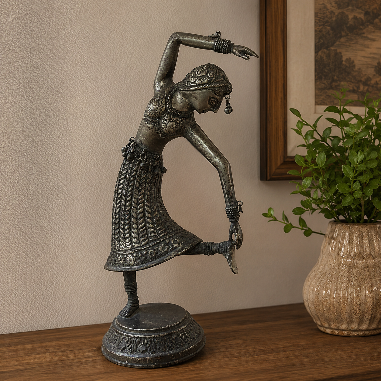 Figura Decorativa Bailarina Nritya en Metal - BOUTIQUEDELAINDIA