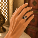 Anillo Nisha Triple Piedra Negra en Bronce Plateado - BOUTIQUEDELAINDIA