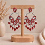 Aretes Roshni en Bronce Plateado con Detalles Rojos - BOUTIQUEDELAINDIA