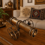 Cañón Decorativo Oriental de Metal con Ruedas - BOUTIQUEDELAINDIA