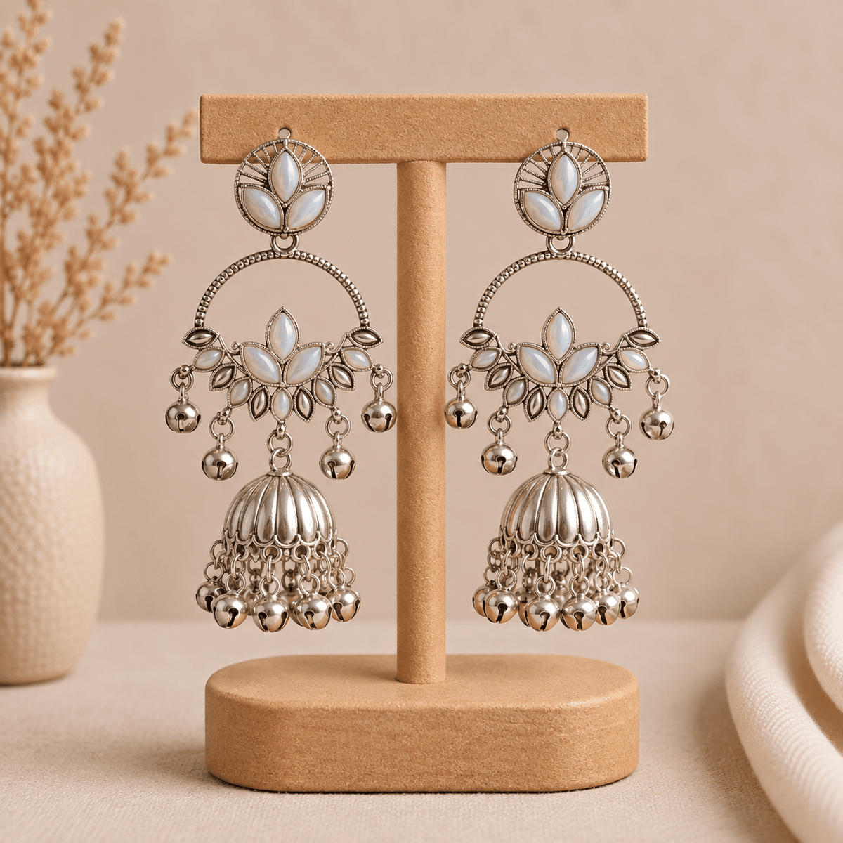 Aretes Jhumka Padma en Bronce Plateado - BOUTIQUEDELAINDIA