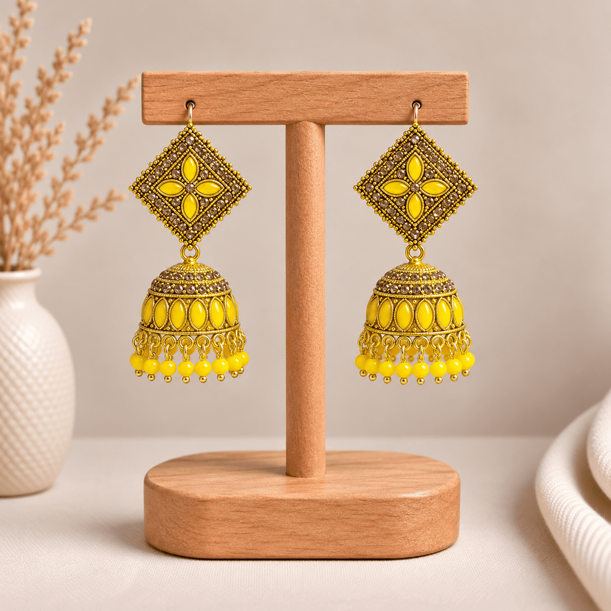 Aretes Jhumka Amarillo Imperial - BOUTIQUEDELAINDIA