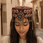 Gorro Tradicional Bharati Bordado con Adornos - Rojo - BOUTIQUEDELAINDIA