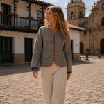 Chaqueta Corta Ziya 100% en Seda - BOUTIQUEDELAINDIA