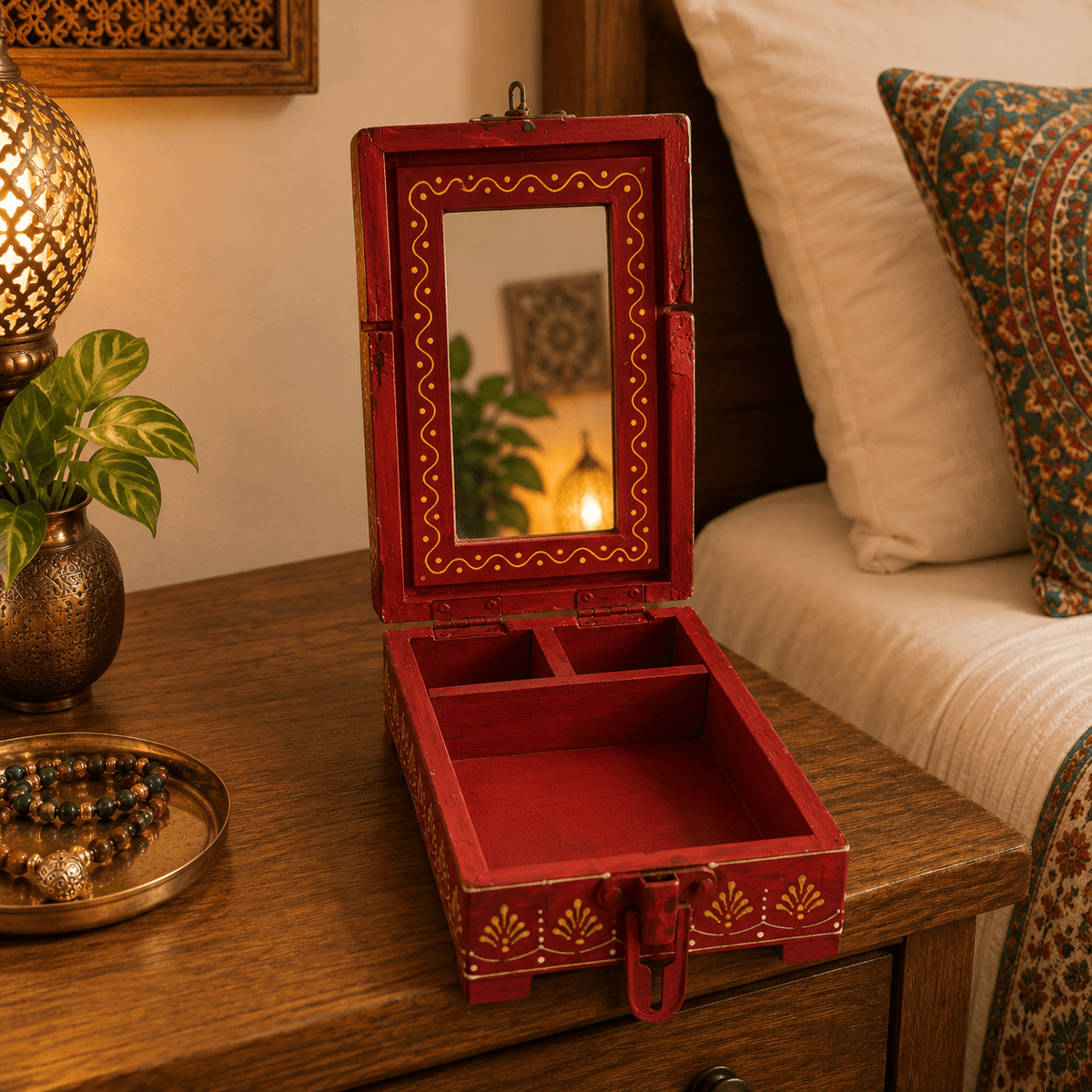 Joyero Artesanal Shringar con Espejo Plegable Rojo - BOUTIQUEDELAINDIA
