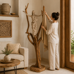 Cristo Resucitado sobre Árbol de Madera Natural - BOUTIQUEDELAINDIA