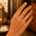 Anillo Naira Calado Geométrico en Bronce Dorado - BOUTIQUEDELAINDIA