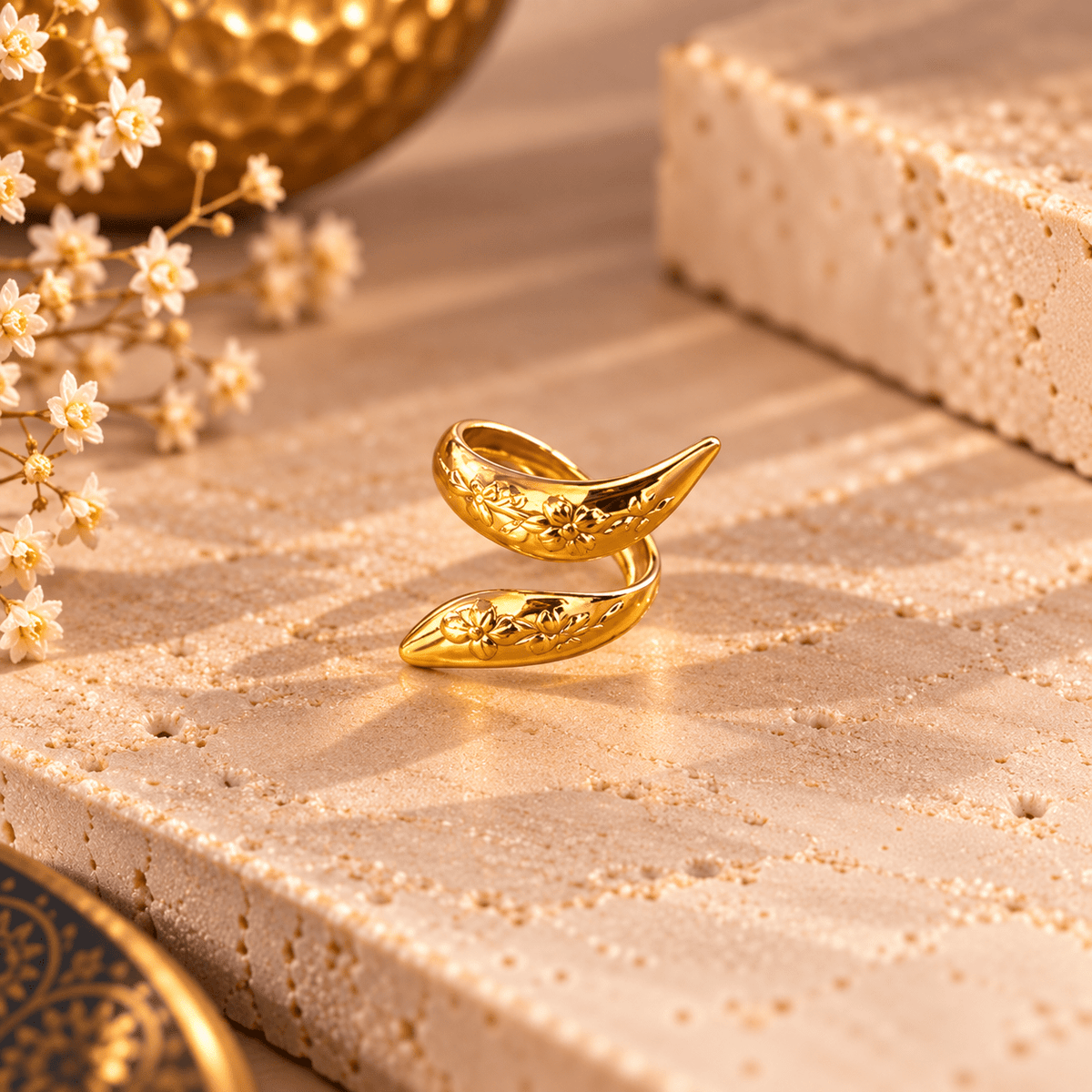 Anillo Asha Serpiente Doble en Bronce Dorado - BOUTIQUEDELAINDIA