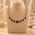 Collar Kavya en Bronce Dorado con Piedras Negras - BOUTIQUEDELAINDIA