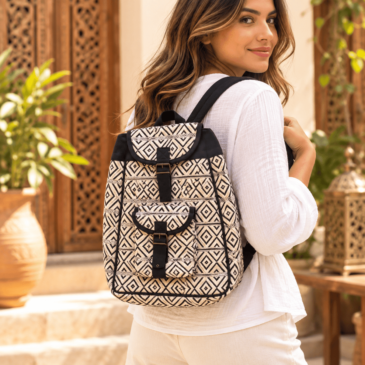 Morral Himalaya Arav Tejido con Bolsillo Frontal - BOUTIQUEDELAINDIA