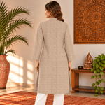 Kurta Larga Beige para Mujer Kavya con Bordado Geométrico KM - BOUTIQUEDELAINDIA