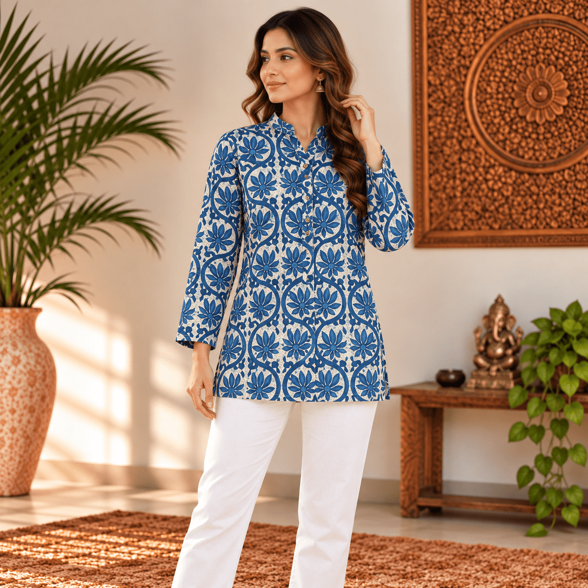 Kurta Corta para Mujer con Estampado de Flores Índigo KM - BOUTIQUEDELAINDIA