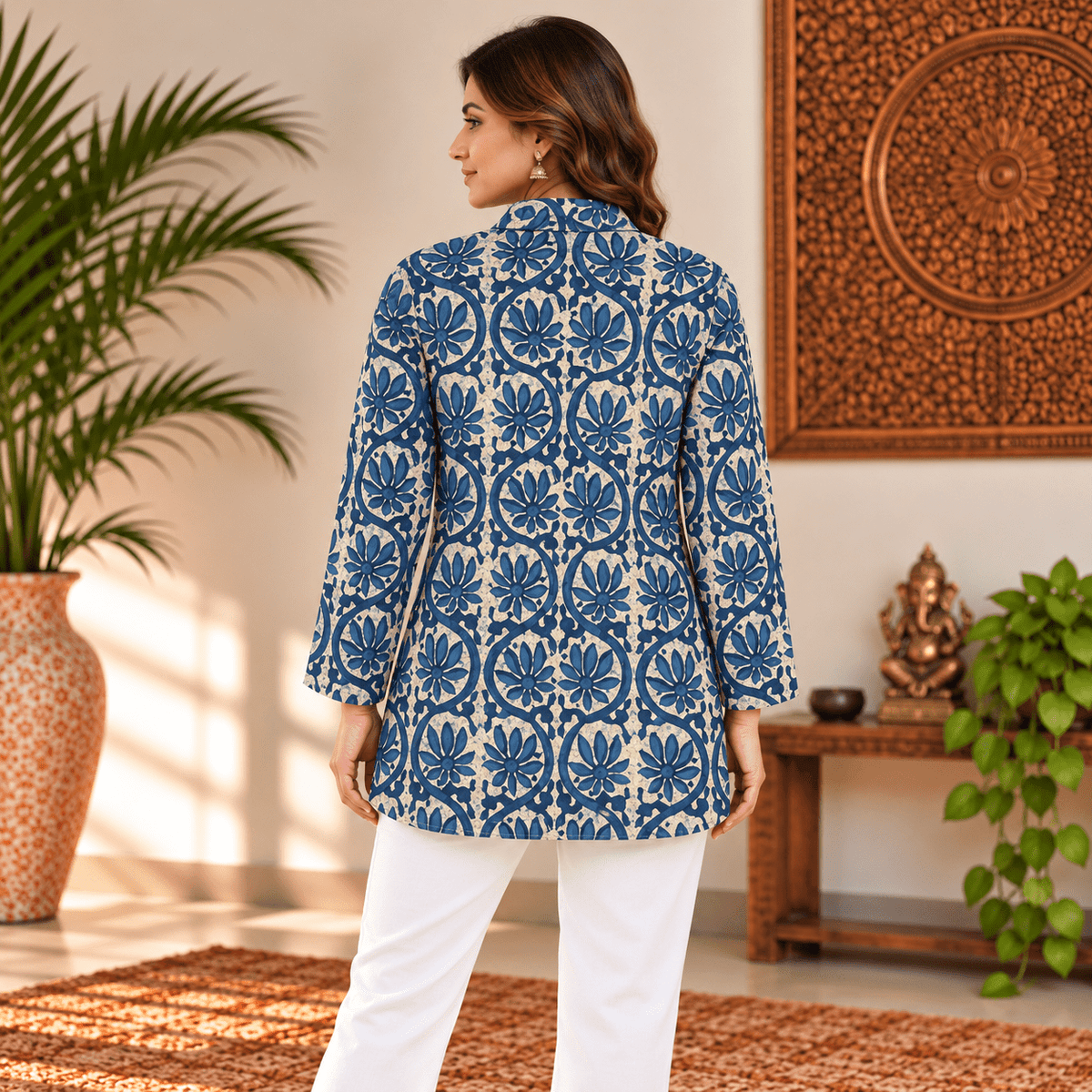 Kurta Corta para Mujer con Estampado de Flores Índigo KM - BOUTIQUEDELAINDIA