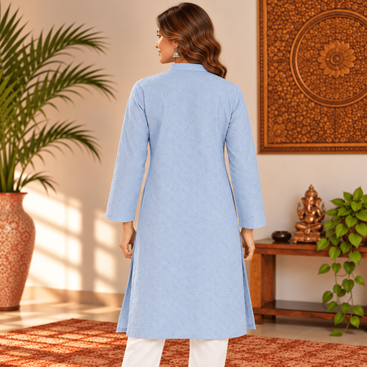 Kurta Larga Azul Celeste para Mujer con Bordado Brillante KM - BOUTIQUEDELAINDIA