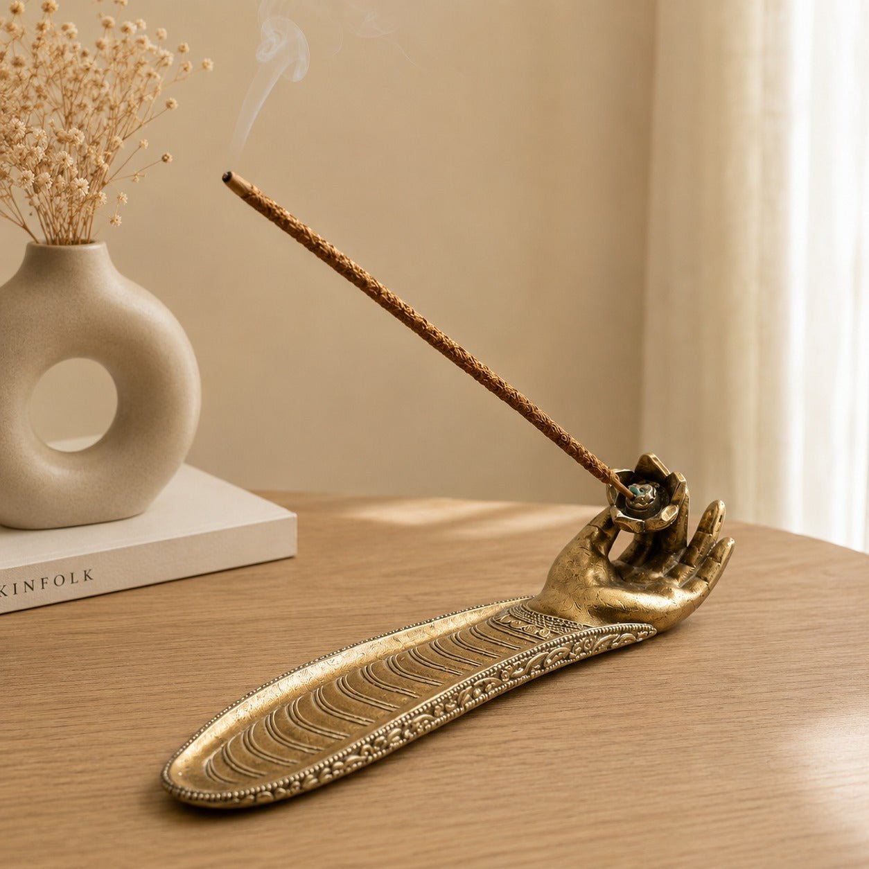 Porta incienso Mano de Buda Dorado para Inciensos Largos - BOUTIQUEDELAINDIA