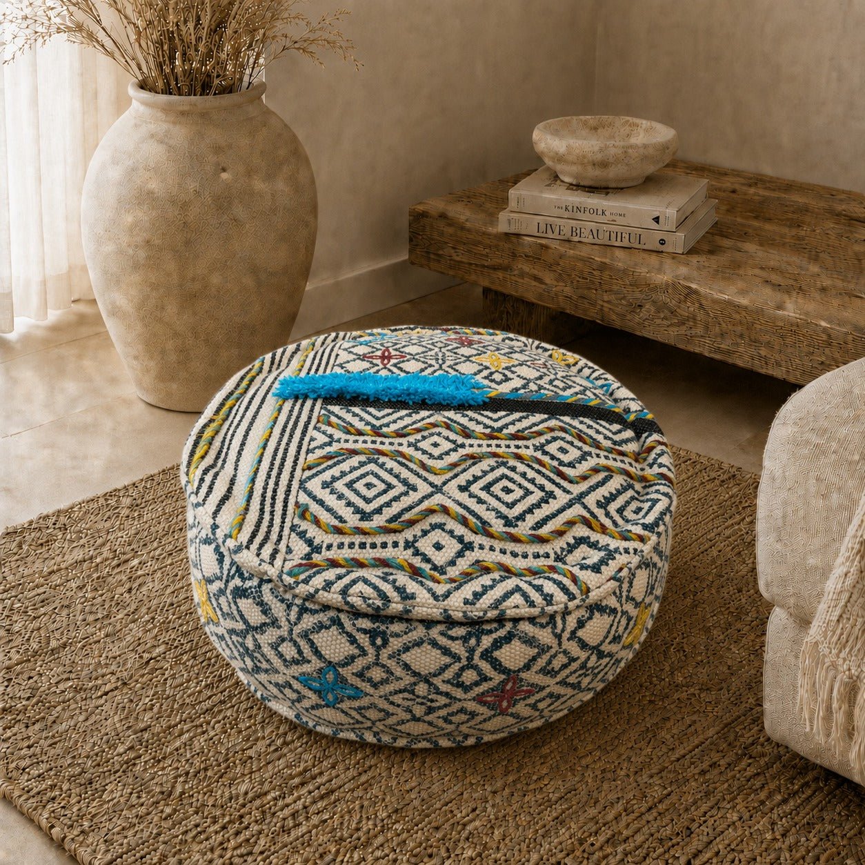 Puff Circular Neel Mandala Bordado - BOUTIQUEDELAINDIA