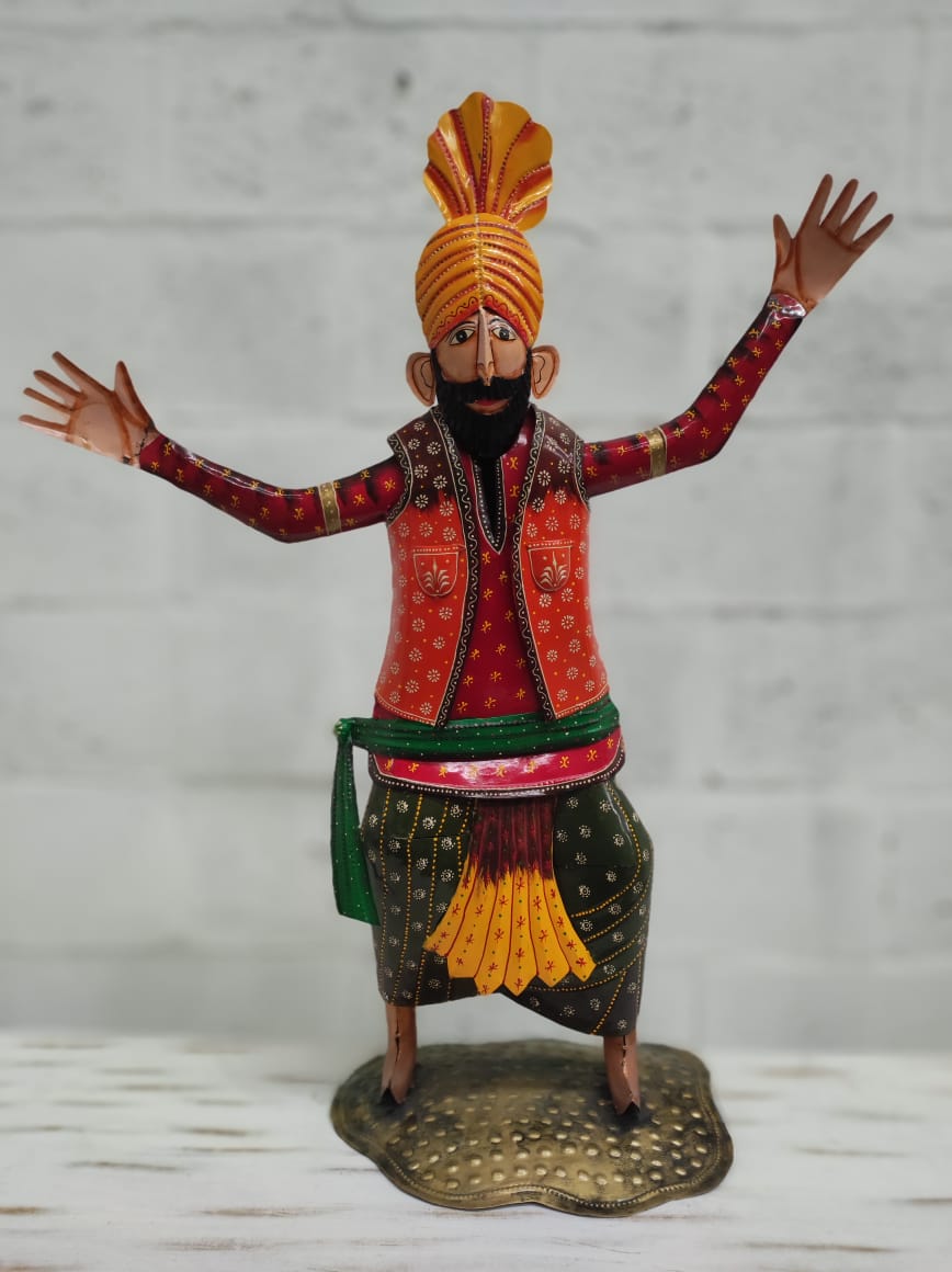 Figura Decorativa "Músicos y Bailarines de la India" - Latón Pintado a Mano
