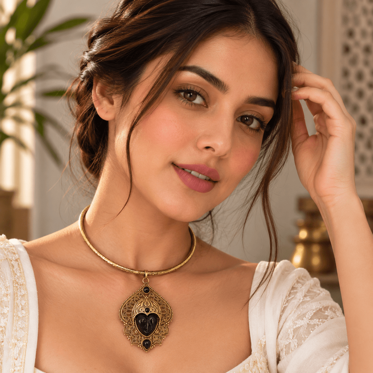 Collar Corazón Nocturno Imperial - BOUTIQUEDELAINDIA