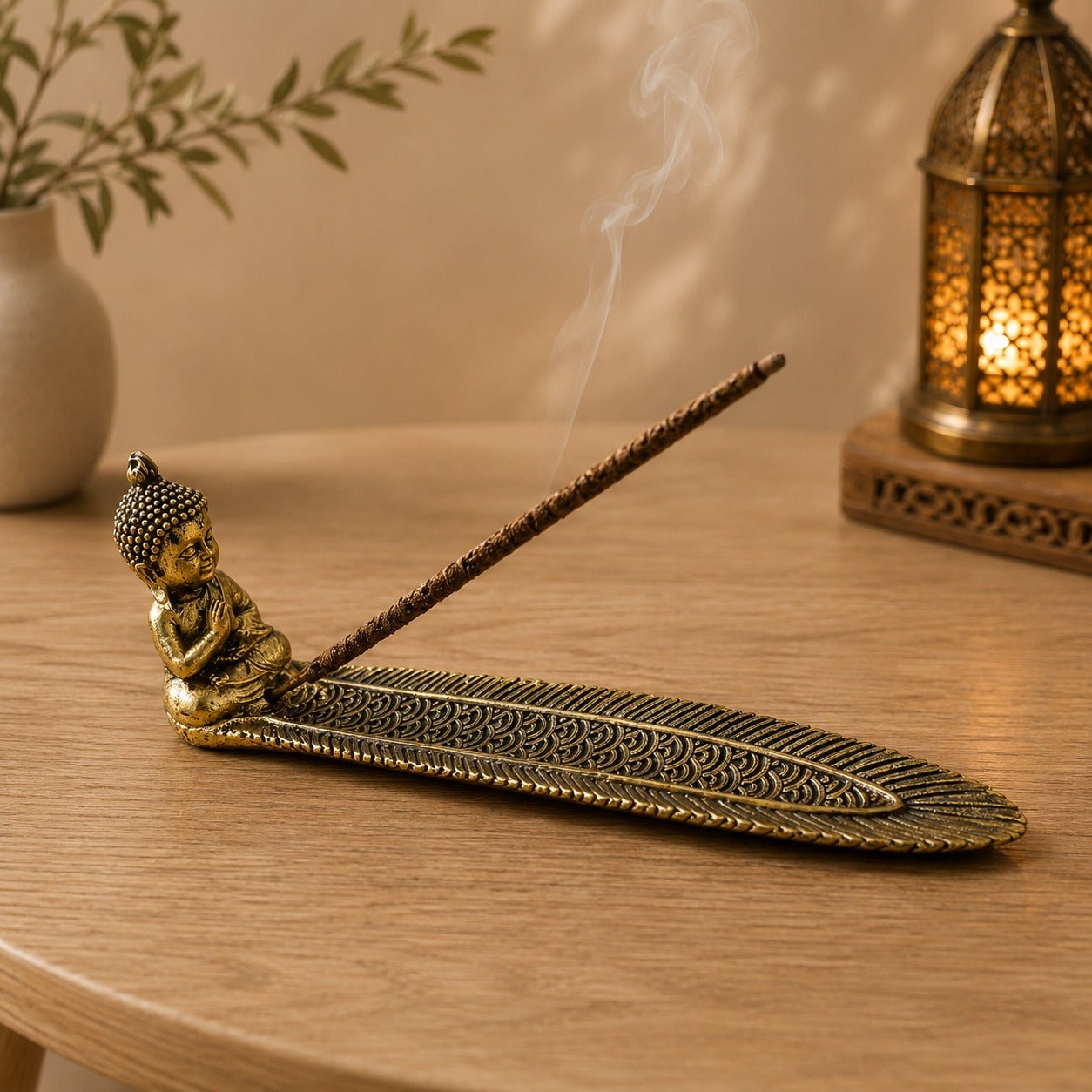 Porta incienso Buda Dorado sobre Hoja para Inciensos Largos - BOUTIQUEDELAINDIA