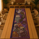 Camino de Mesa Morado con Bordados Tradicionales - BOUTIQUEDELAINDIA
