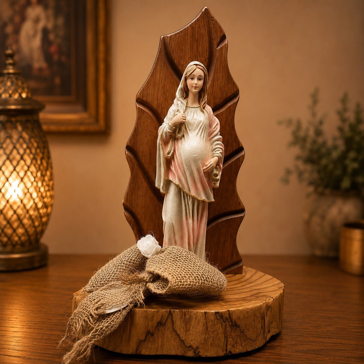 Escultura Virgen de la Dulce Esperanza Artesanal sobre Base de Madera - BOUTIQUEDELAINDIA
