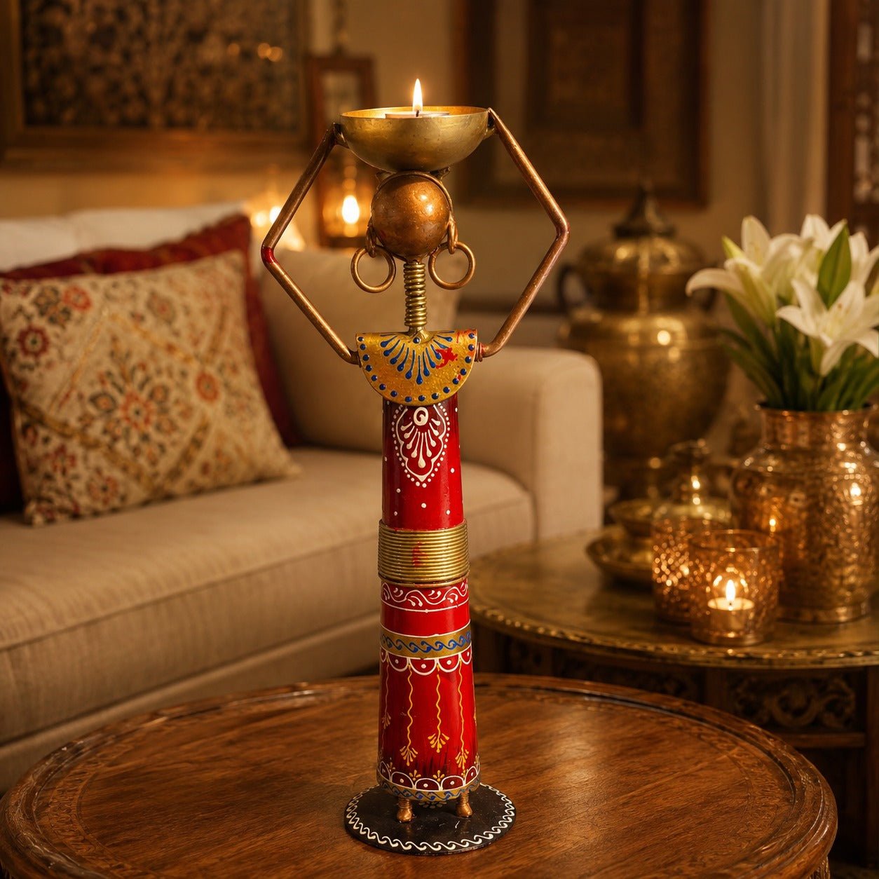 Candelabro Artesanal Guardiana del Palacio de Chittorgarh - BOUTIQUEDELAINDIA