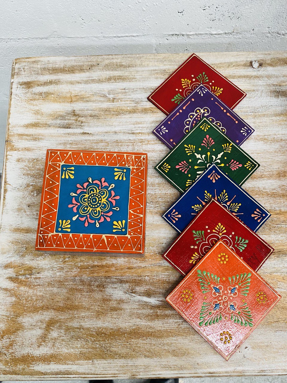 Porta Vasos de Madera "Mumbai Harmony" para 6 Puestos