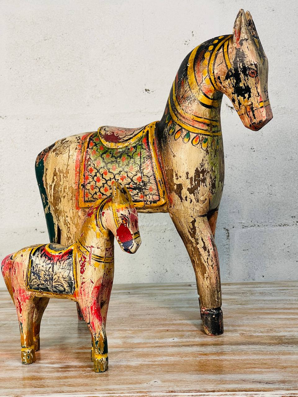 Figura de Caballo "Arte Equino" - Tallados en Madera con Diseños y Dibujos Únicos, Pintados a Mano