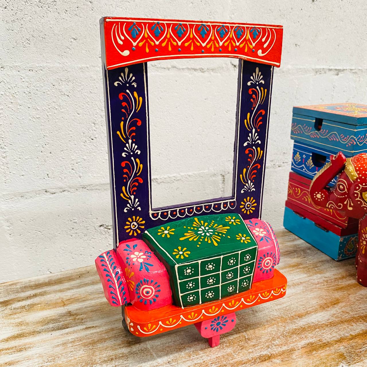 Porta Retrato "Aventura Camionera" - Madera Pintada a Mano con Diseño de Camión