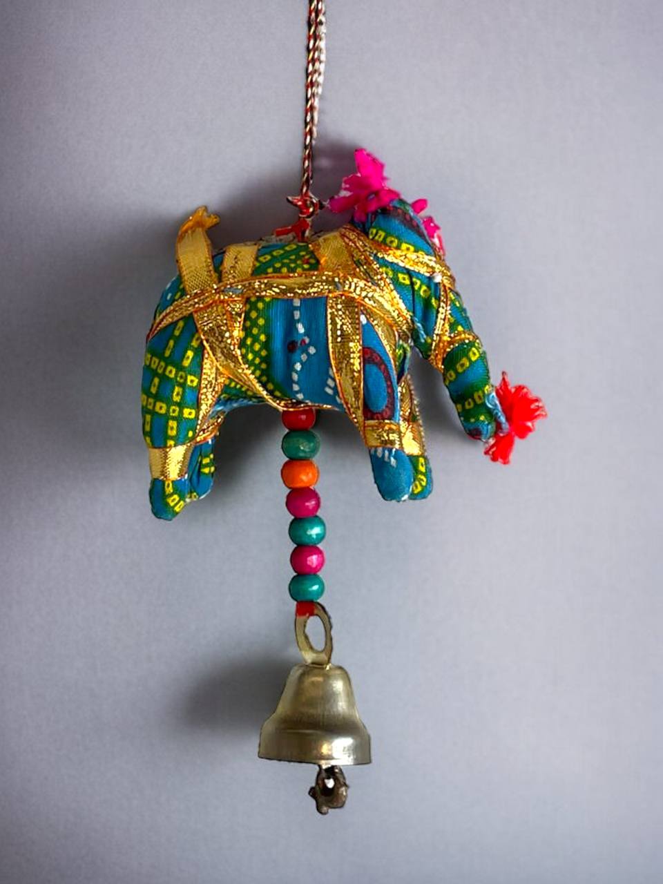 Colgante de Elefante Dorado